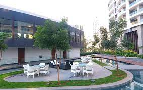 With sterling hayden, coleen gray, vince edwards, jay c. Windsor Grande Residences Oshiwara Andheri West Mumbai Luxury Homes