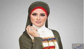 الإعلامية لمياء فهمى تنهمر فى البكاء بسبب عيد الأم على الهواء tie shoes hijab fashion