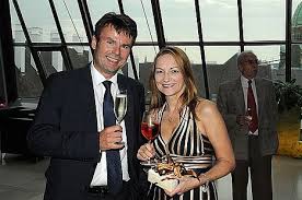 Bankhaus spängler is a private bank from and in salzburg and prides itself for being the oldest private bank of austria. Galerie Fonds Professionell