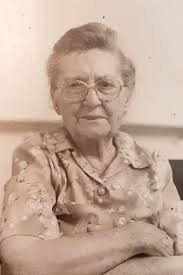 301. P. J. and Tammy Pennington** P. J. Pennington was born March 26, 1964,  in Malvern, Arkansas, to Elmer and Shirley (Roberts) Pennington. P. J. is  the grandson of Massey and Ruth