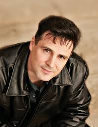 Mark Mollett's Instagram, Twitter & Facebook