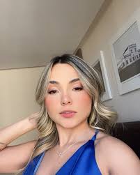 Deborah Victoria's Instagram, Twitter & Facebook