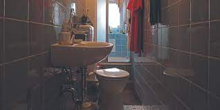 Badezimmer in hamburg neu gestalten. Minimale Sanitare Anlage Vom Hamburger Bad Taz De