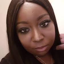 Tamara Farrell's Instagram, Twitter & Facebook