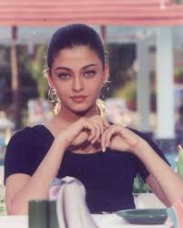 Aishwaryaraibachchan Aishwaryarai Aishwarya Queen Queenofbollywood Bollywood Mov Beautiful Indian Actress Indian Bollywood Actress Actress Aishwarya Rai