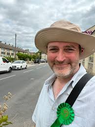 Ellie Maher (@EllieMaher)