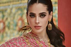 TikTok User Shares Horrifying Moment When Her Arm Snapped During  Powerlifting