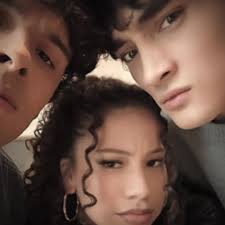 I LOVE THIS CAST SO MUCH ALREADY, i hope this video goes viral #cast  #foryoupage #plsviral #🎀 #descendants5 #maliabaker #kiararomero  #brendontremblay #alexandrobyrd @Malia:) @Kiara @Alexandro Byrd ...