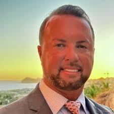 Ashlee Kemble's Instagram, Twitter & Facebook