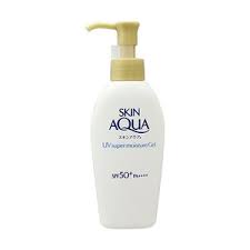 Contains aloe extract and portulaca extract to soothe and protect skin from free radicals. Sunplay Skin Aqua Uv Whitening Moisture Gel Spf50 Pa Vs Skin Aqua Uv Super Moisture Gel Spf50 Pa