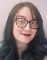 Leah Potts's Instagram, Twitter & Facebook