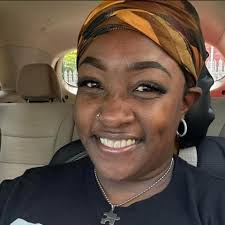 What are some options for a single mother in Clarksville, Tennessee facing  eviction and financial struggles?