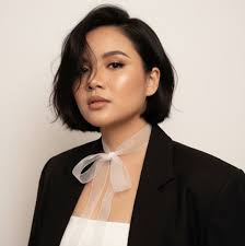 LOOK: A netizen praises a food and beverage company for promoting  inclusivity and providing opportunities to deaf people. “Guys, let's  support companies that hire deaf people as their employees so more companies