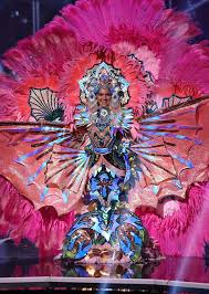 Before being crowned miss universe, zozibini was working in public relations at a respected global firm. Tpyq5rkvph8zkm