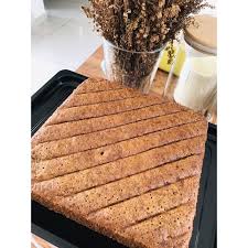 Bahan2 4 biji pisang berangan 1 cawan minyak masak sedikit garam 1 cawan gula perang( jika nak manis gula 1 1/4 cawan) 3 biji telur greda ( jika. Buy Kek Pisang Moist La Dolce Seetracker Malaysia