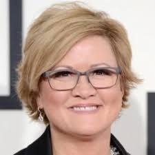 Rae Harrington's Instagram, Twitter & Facebook