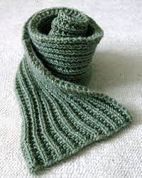 There's a fine line between a fringe that puts a swing in your step and a fringe that makes you feel like a bedraggled. Easy Mistake Stitch Scarf Purl Soho