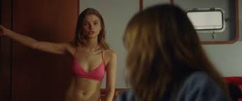 Nude video celebs » Stefanie Scott sexy - Mary (2019)