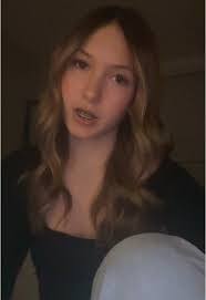 Sabrina Goodson's Instagram, Twitter & Facebook