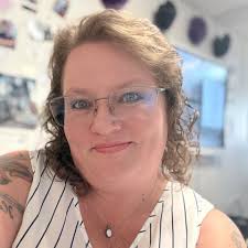 Someone mentioned a neighborhood that each street had huge inflatable  Christmas decorations, I believe it was several streets. What area of  Amarillo is that in? Thanks!!