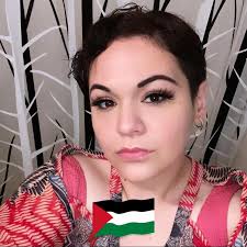 These little things are confusing. They look kind of like a donut with a  hole in it, but there's no hole. There shouldn't be a hole anyways because  jelly-filled donuts don't have