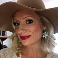 Lena Mcleod's Instagram, Twitter & Facebook