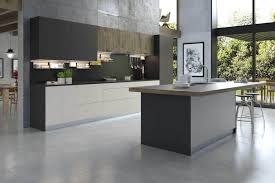 Es una empresa de fabricación de mobiliario de muebles de cocina y closet para proyectos residenciales y para empresas. Tienda De Muebles De Cocina Y Reformas En Toledo Y Madrid