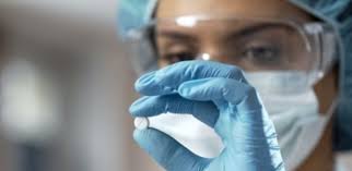 Augmentin (amoxicillin and clavulanate) is an antibiotic used to treat bacterial infections, such as sinusitis, pneumonia and bronchitis. Ø£Ù„ÙˆØ§Ù† Ø§Ù„ÙˆØ·Ù† Ø¨Ø´Ø±Ù‰ Ø³Ø§Ø±Ø© Ø¯ÙˆØ§Ø¡ Ø¬Ø¯ÙŠØ¯ Ø³ÙŠØ­Ø¯Ø« Ø·ÙØ±Ø© ÙÙŠ Ø¹Ù„Ø§Ø¬ Ø§Ù„Ø³Ø±Ø·Ø§Ù†