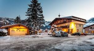 Der tarif kinder umfasst kinder bis. Haus Mit Parkplatz Picture Of Pension St Georg Kaprun Tripadvisor