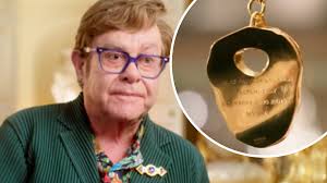 Elton John reveals he had both of his kneecaps made into jewellery after  surgery