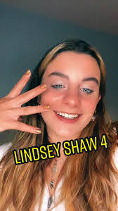 Liliana Shaw's Instagram, Twitter & Facebook