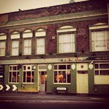 Large groups and families catered for with a children's menu available. Mannions Pub Mannions N15 Twitter