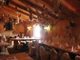 Veja 63 dicas e avaliações imparciais de restaurant stana turistica, com classificação nº 4,5 de 5 no tripadvisor e classificado como nº 3 de 15 restaurantes em poiana brasov. Restaurant Stina Turistica Poiana Brasov Romania Turistica 100 Turism Romanesc