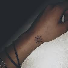 But smaller tattoos are also appealing and charming. Pin En Ink