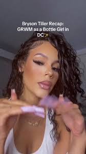 Lisa Depew's Instagram, Twitter & Facebook