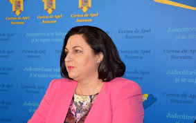 Radu isac, spectacol cu lacrimi și hohote de râs: PreÈedintele CurÈii De Apel Suceava Maria AndrieÈ S A Observat O CreÈtere A Increderii PopulaÈiei In Actul De JustiÈie O MulÈumire FaÈÄ De Modul De FuncÈionare A InstanÈelor