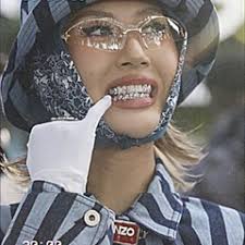 Listen to It's U That I Need by Kate Simko in Royston´s Walk EP playlist  online for free