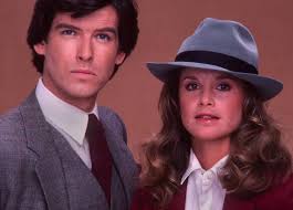 REMINGTON STEELE, from left: Pierce Brosnan, Virginia Mayo, Dorothy Lamour,  Cast in Steele