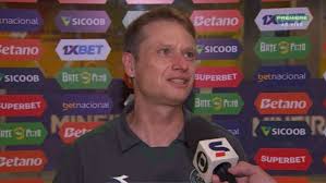 Cruzeiro x Coritiba: o que disse Seabra antes de reencontro no Brasileirão