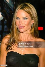 613 Sara Buxton Stock Photos, High-Res Pictures, and Images