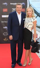 Le Prince Charles Et La Princesse Camilla De Bourbon Siciles Sur Le Tapis Rouge De La Soiree De Lancement Du Masters De Monte C Camilla Style Royal Monte Carlo