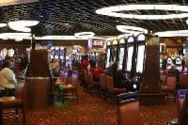 Wind creek bethlehem has a total of 3000 slots and 200 table games for your pleasure. Wind Creek Atmore Casino Hotel