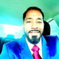 Darryl Welch's Instagram, Twitter & Facebook