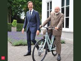Dutch prime minister mark rutte tells reporters the government had no choice but to step down. Indo Dutch Ties Dutch Pm Mark Rutte Gifts Bicycle To Narendra Modi The Economic Times