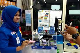 Jika kita sudah belanja di indomaret dengan minimal belanja 20ribu, maka kita bisa ambil uang di kasir indomaret. 13 Cara Tarik Tunai Bsi Lewat Indomaret Syarat Biaya Limit Bankir