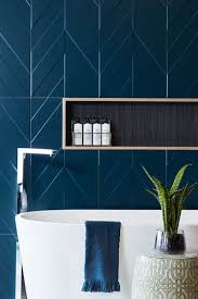 Lezioni Di Colore Nell Interior Design 01 Design Del Bagno Arredo Bagno Blu E Ristrutturazione Del Bagno