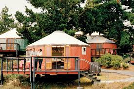 The most romantic big sur glamping treehouse cabin with hot tube. Seven Luxury Camping Spots From The Smokies To Big Sur Bloomberg