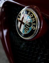 Résultat de recherche d'images pour "alfa romeo"