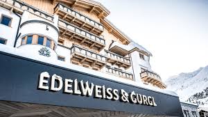 La propiedad consiste de 2 dormitorios y una cocina pequeña. Hotel Edelweiss Gurgl Obergurgl Holidaycheck Tirol Osterreich