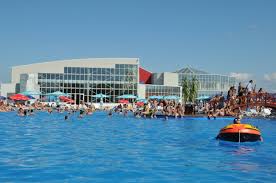 Complex paradisul acvatic brasov, piscina brasov, strand. Complex Paradisul Acvatic Brasov Piscina Brasov Strand